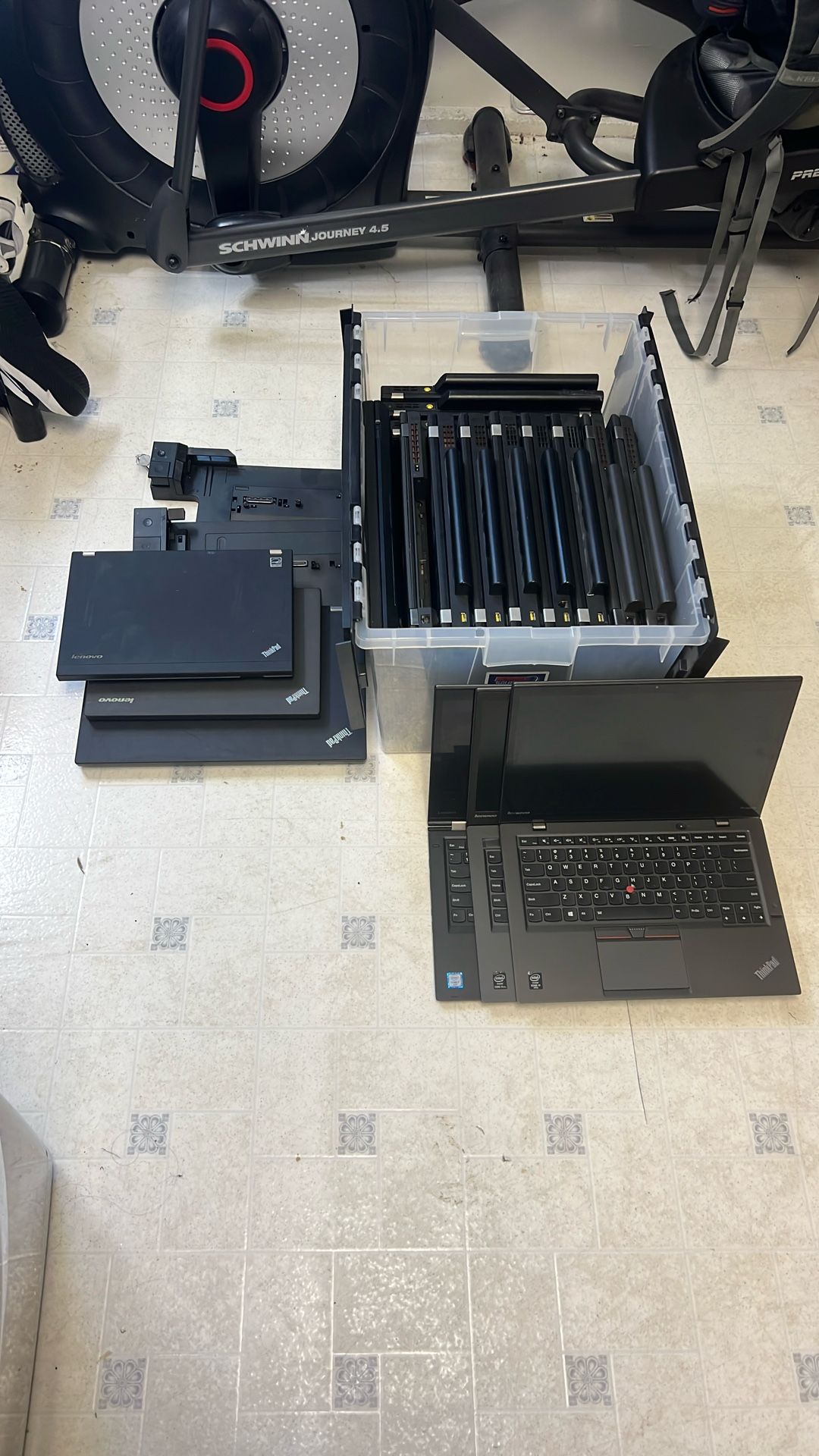Multiple Thinkpad Laptops
