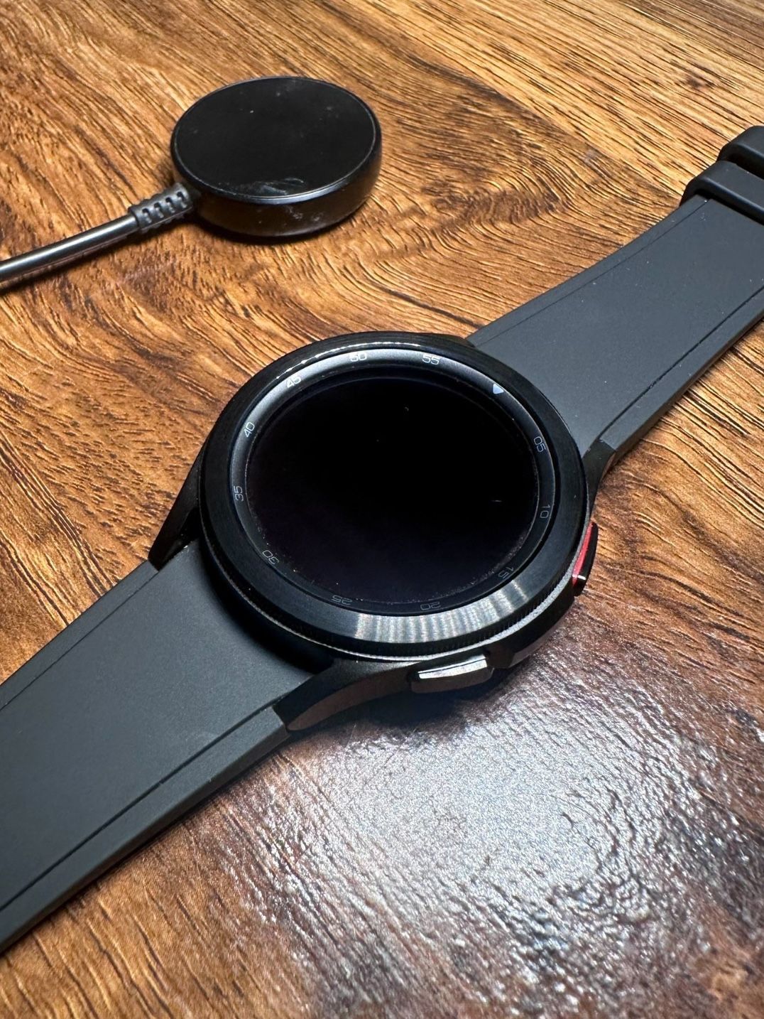 Samsung Galaxy Watch4 Classic 42mm Smart Watch w/...