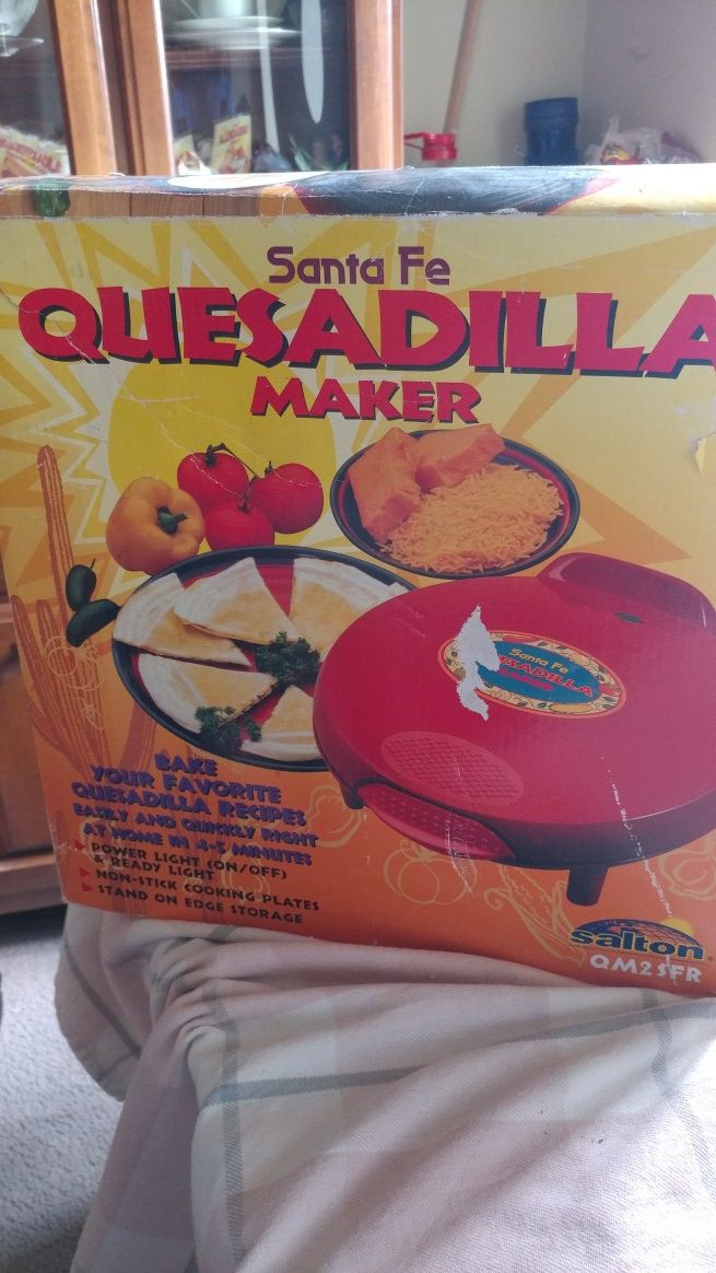 SANTA FE QUESADILLA MAKER