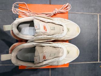 Nike V2K Run GTX waterproof womens 6.5 cream peach gore-tex