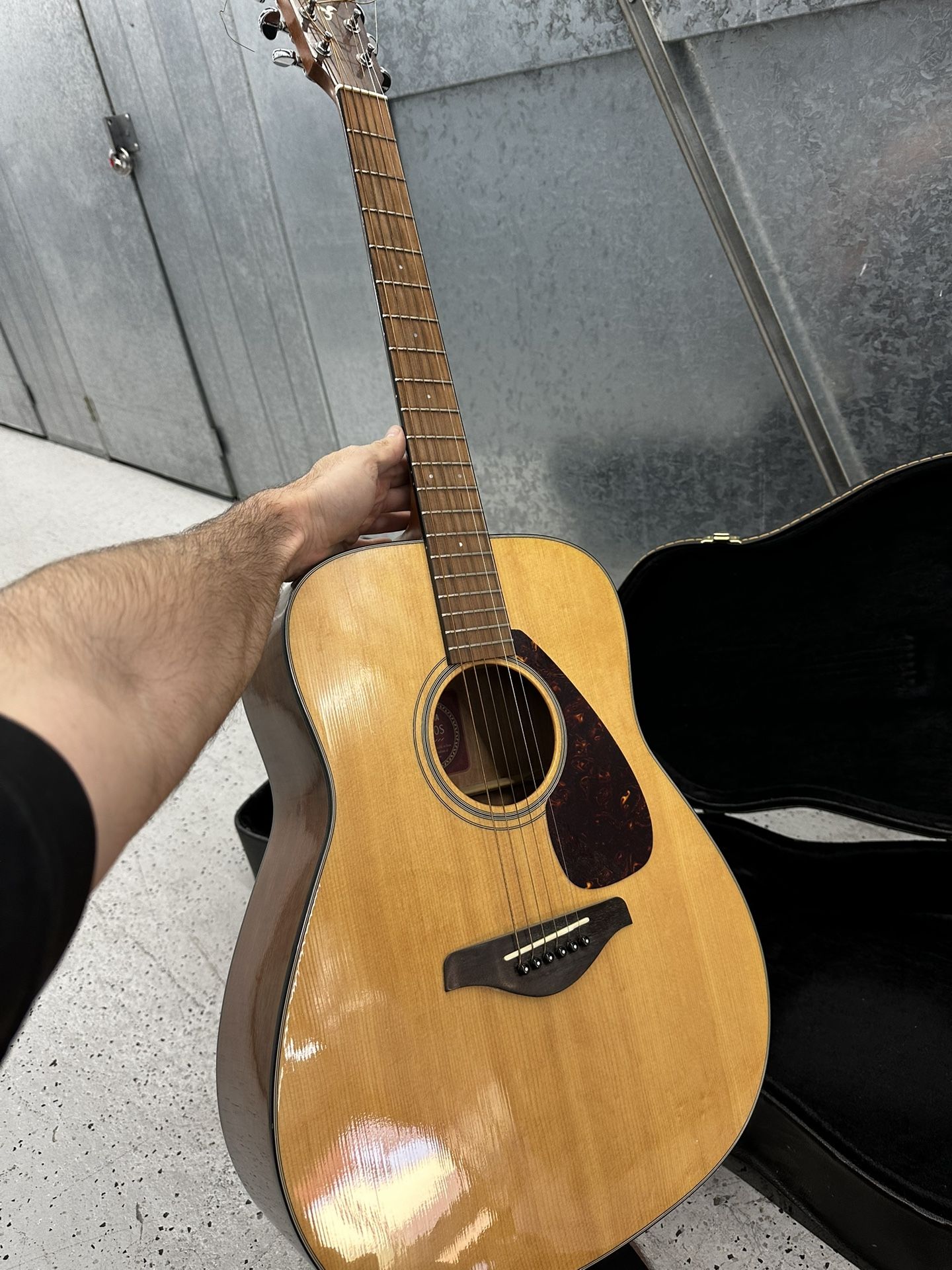 Yamaha Guitar with case