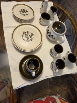 4 Place Setting Of Retired Denby Pottery