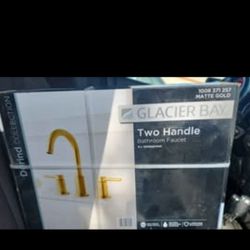 Bathroom  Sink  &  Tub/Shower Faucet 