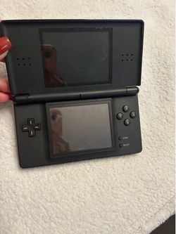 Nintendo DS Lite console bundle