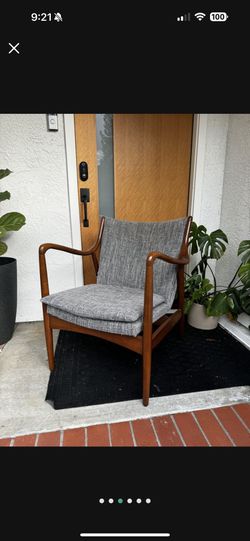 2 Mid Century Modern Chairs