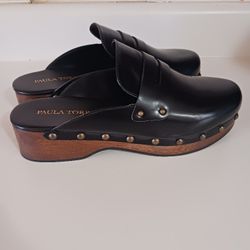 Paula Torres Clogs Handmade Wood Black Studs Sz 8