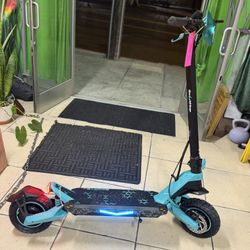 Scoot hop Electric Scooter DUAL MOTOR 35 mph Peak Motor, 1600W, 25 Mile Range, 10" All-Terrain Pneumatic Tires, 265 Lb Max Load, Foldable E-Scooter fo