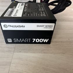 Power Supply (PSU) 700W