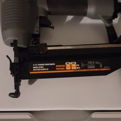 Pneumatic 16-Gauge 2-1/2 in. Straight Finish Nailer New in box