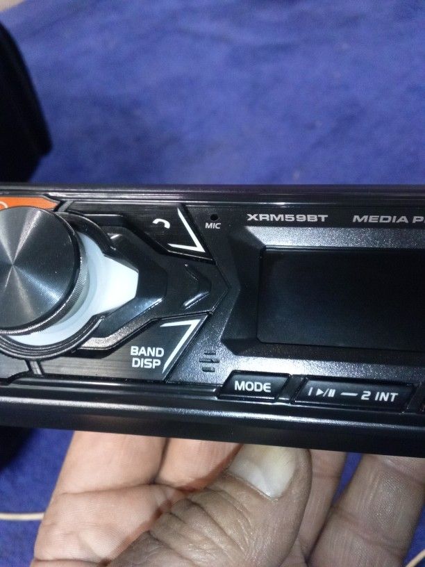 DUAL XRM59BT CAR STEREO in e