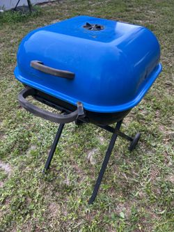 Grill for cooking roast meat It's in good condition