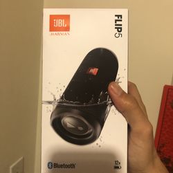 JBL Flip5 Bluetooth Speaker