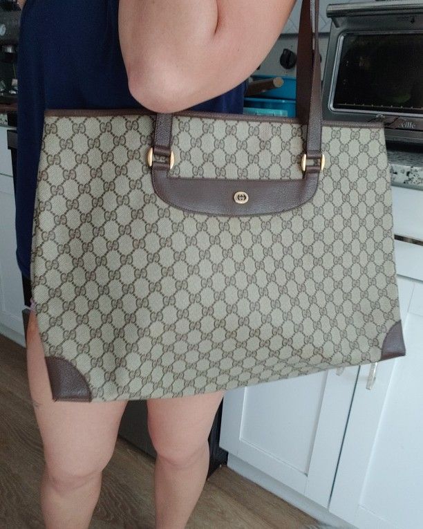 Authentic Vintage Gucci GG Monogram Supreme Large Tote Bag