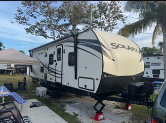 2016 Palomino Solaire 267BHSE