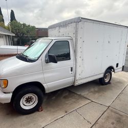2002 Ford Econoline