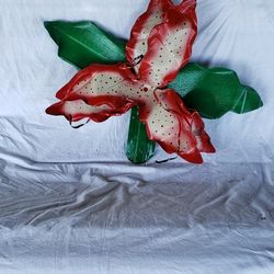 Metal ever blooming flower for your yard or garden e