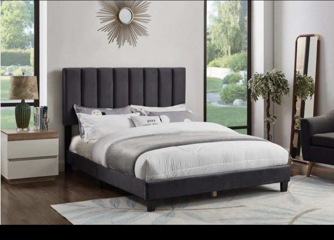 Queen Bed Frame With Mattress 
