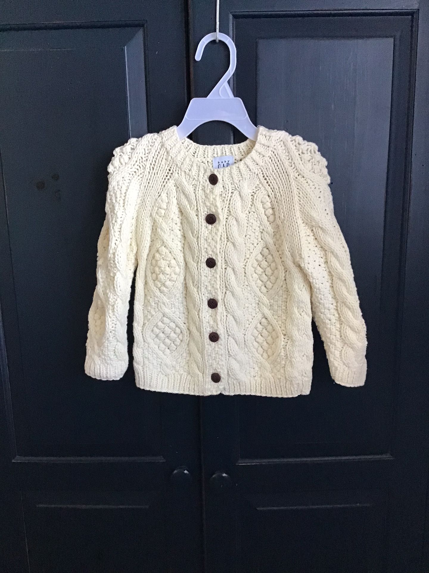 Baby Girls GAP Off-White Warm Knit Button-Down Cardigan Sweater… Size 18–24 Months for in Pt Pleas Bch, NJ - OfferUp