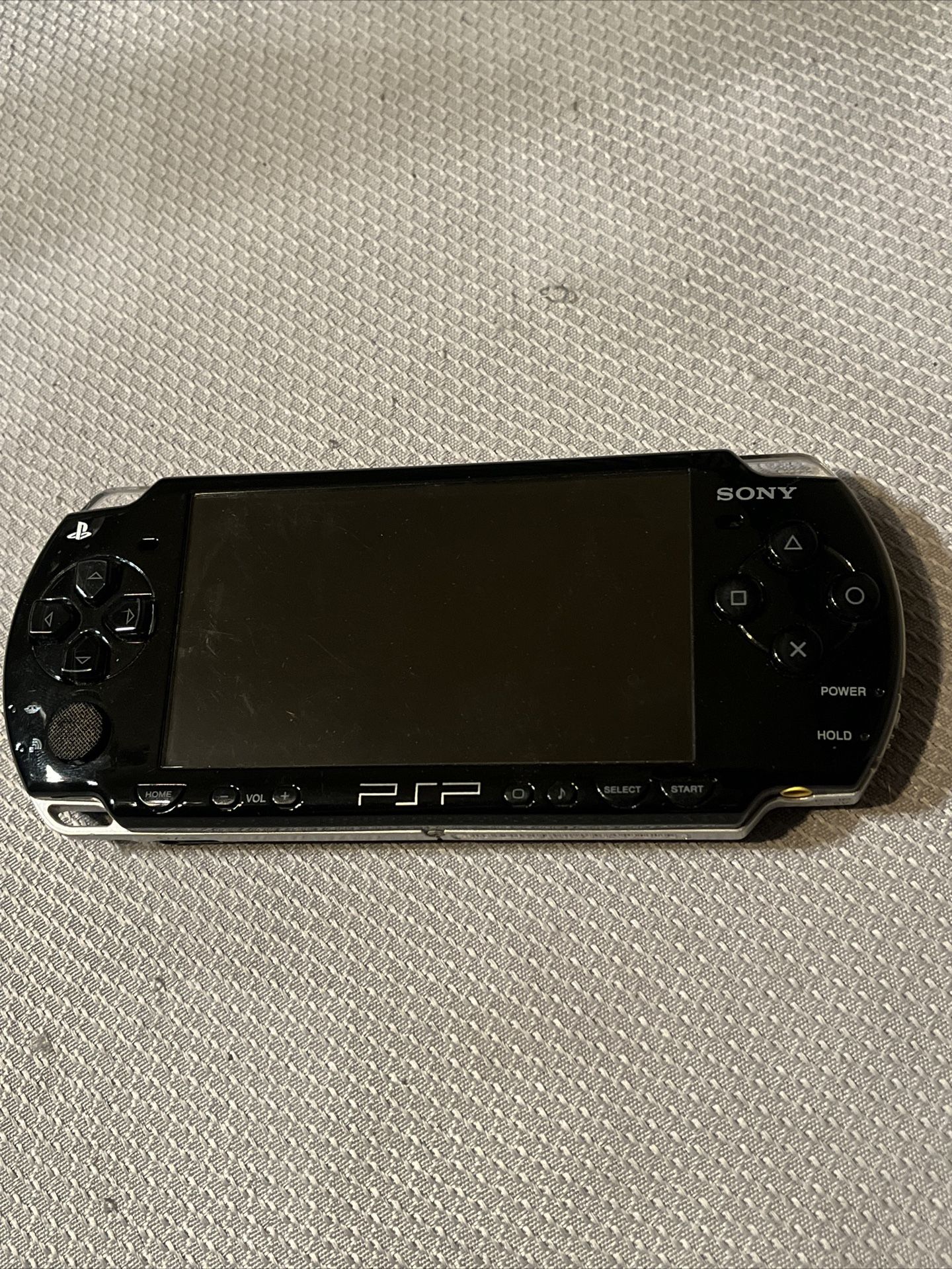 Sony PSP 2001 Playstation Portable Console Black -FOR PARTS/REPAIR