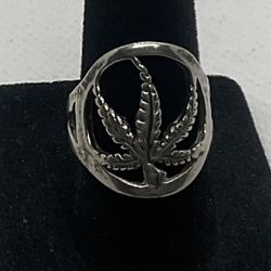 Vintage Sterling Silver Signet Marijuana Size 7 Ring