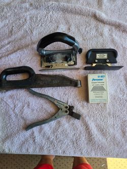 Carpet trimmers, reducer trimmer