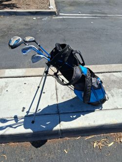 Right hand junior Golf clubs