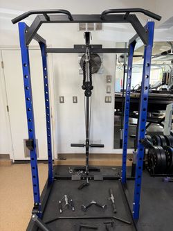 Heavy-Duty Power Rack / Squat Cage with Lat Pulldown & Cable System