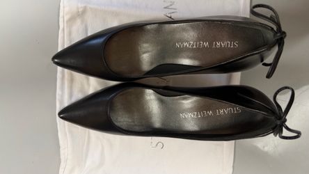 Stuart Weitzman Black Leather Pointed-Toe Heels