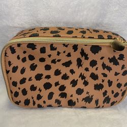 CHEETAH PRINT MAKE UP BAG