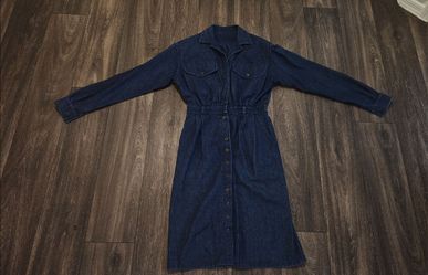 Womens Denim Dress Size Estimated Extra Small Used $50