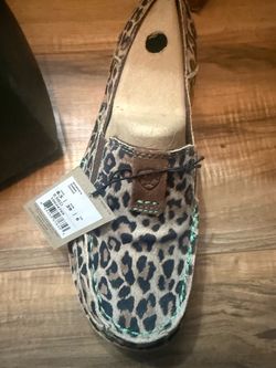Ariat Women's Cheetah Print Loafer Size 8.5