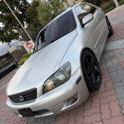 2002 Lexus iS300