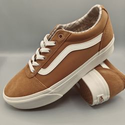 $45 Women’s Vans Platform Shoes Brand New Size 11