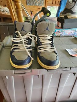 Air Jordan's size 5Y