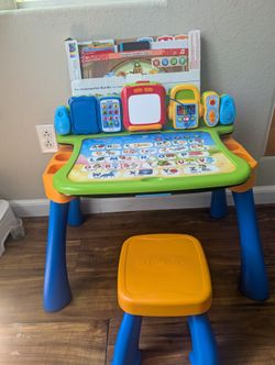 V tech Touch & Learn Activity Desk With expansion pack