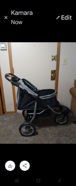 Three Wheeler Pet stroller