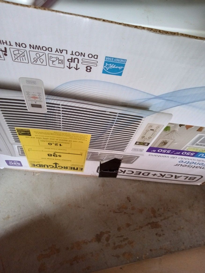 Black And Decker Window Air conditioner 