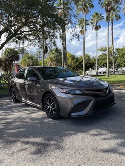 2024 TOYOTA CAMRY SE
