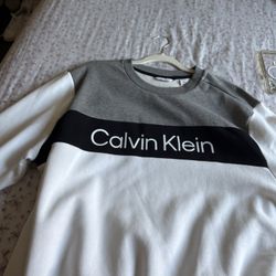 Calvin Klein Sweater size Xl 