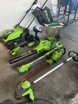 GREENWORKS LANDSCAPING EQUIPMENT