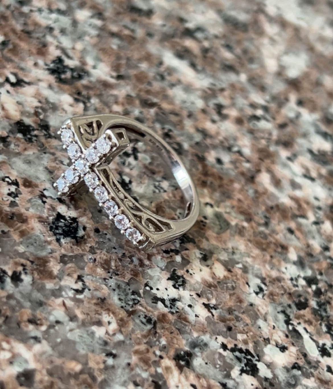 Cross Ring 