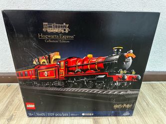Hogwarts Express LEGO Set