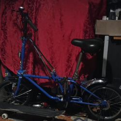 bicicleta plegable Dahon. 