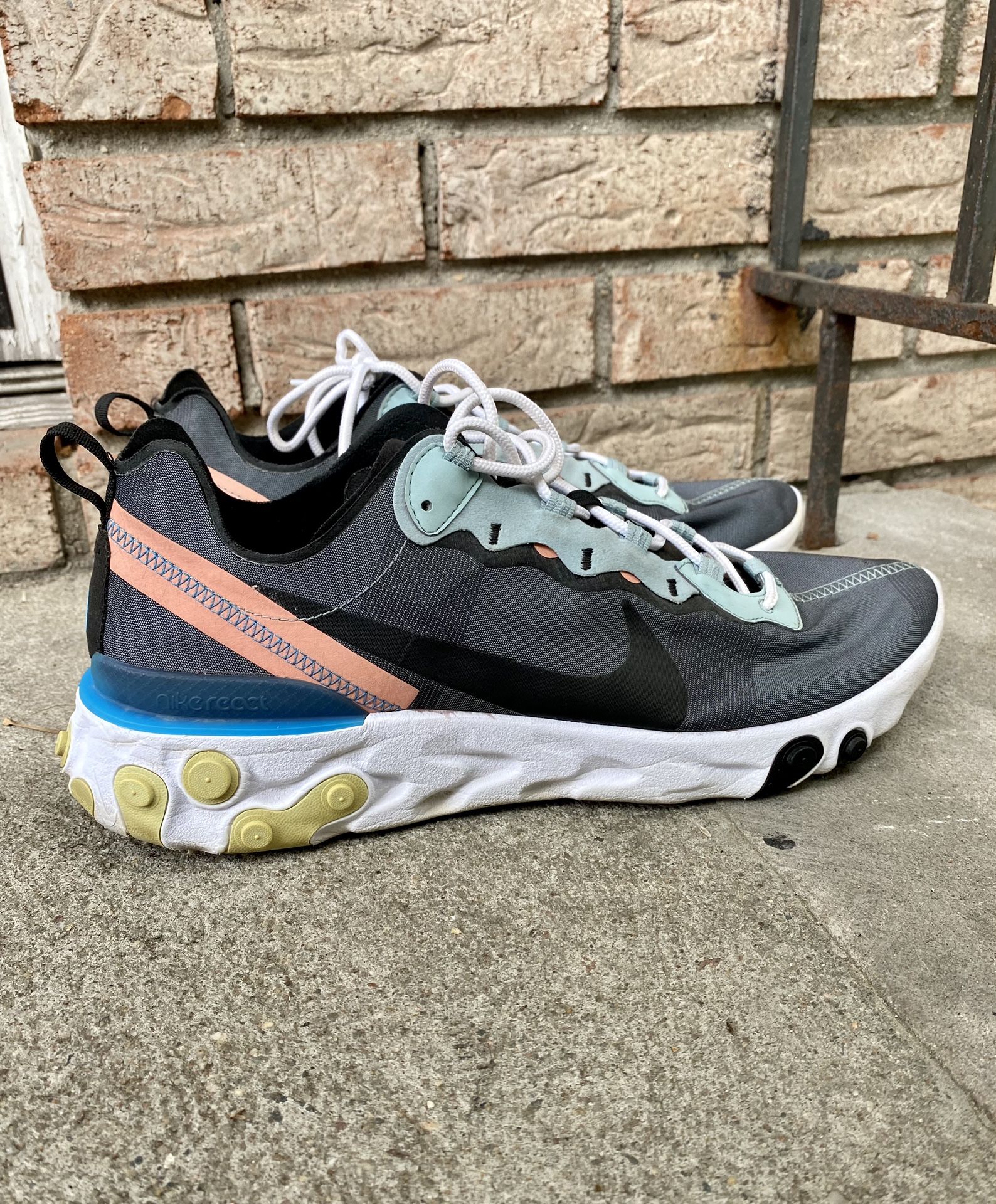 Nike React Element 55 Ocean Cube Size 12