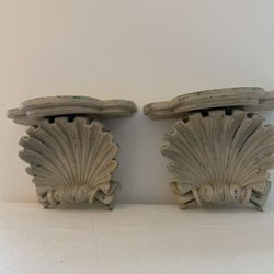 Home Decoration 2 Hanging Clam Shelf’s -1/2 Clam Shell and 8 Glass Globes -1 vase with Red Coral 