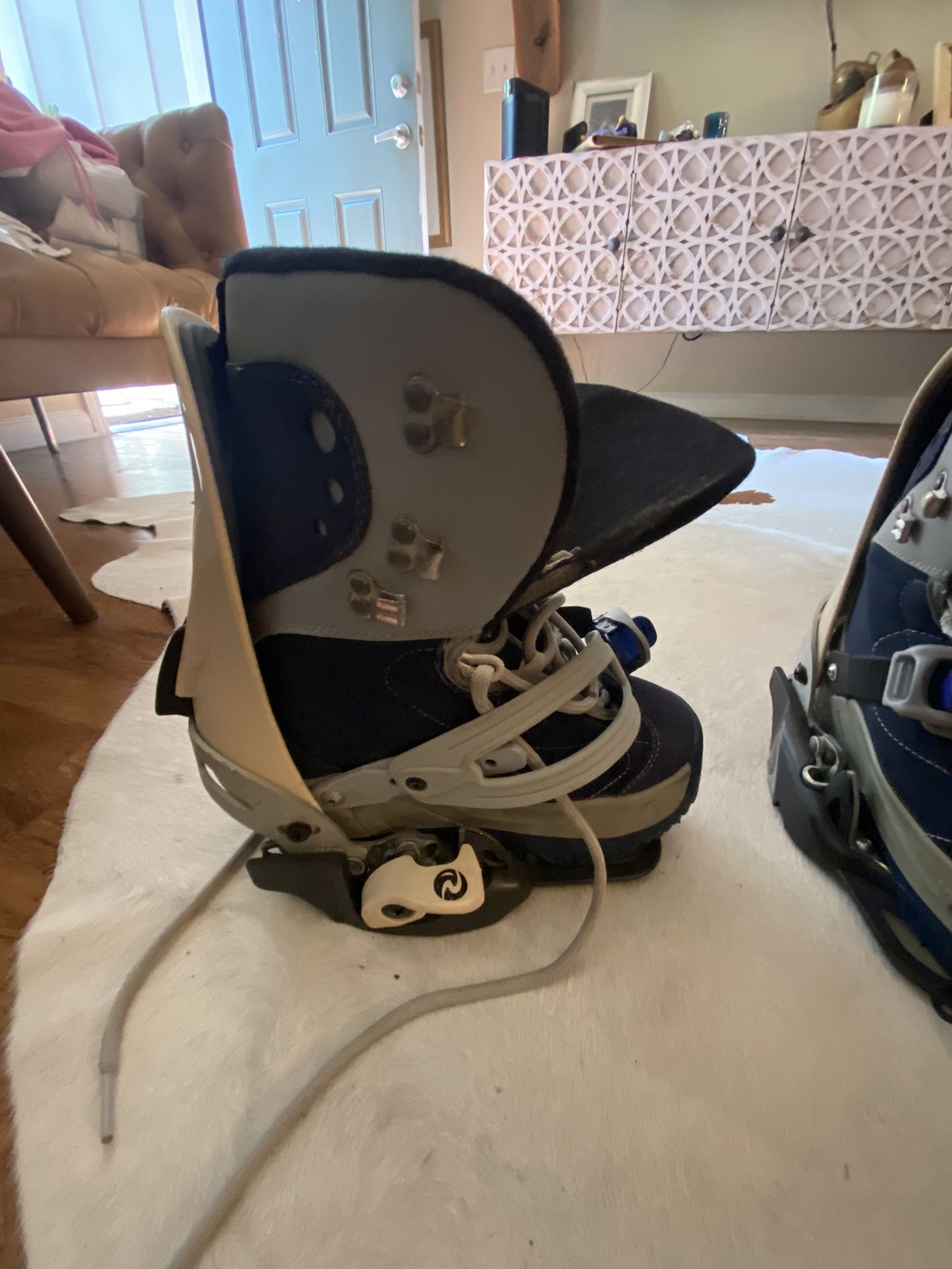Rossignol Snowboard Boots and Clip On Bindings…awesome Gear