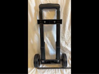 Expandable wheeled handle