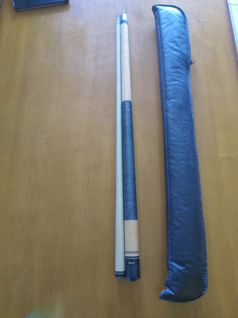 Mali Pool Stick With Case