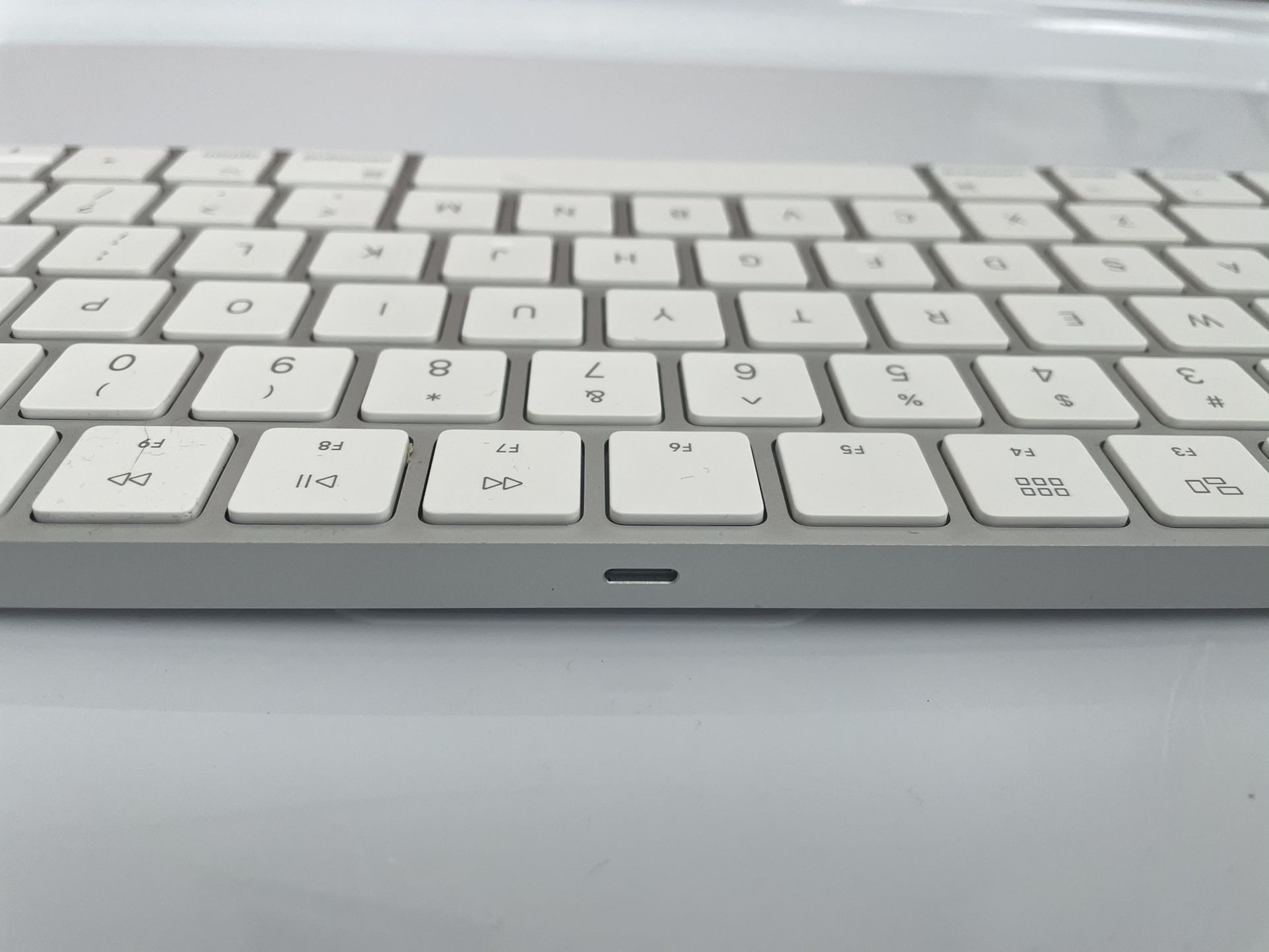 Apple Rechargeble Magic Keyboard 2