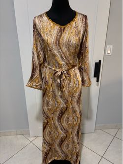 Women’s Moroccan Dress